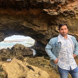 Meet your Posher, Nafees